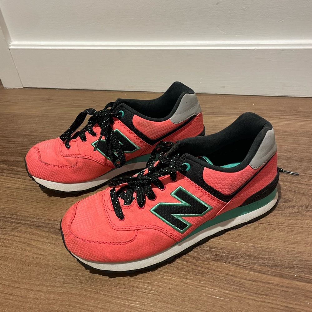 Vintage new balance neon pink & teal sneakers